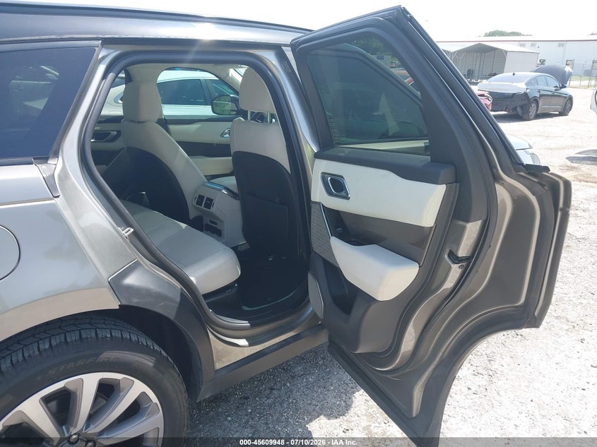 2018 Land rover Range rover velar VIN SALYL2RX7JA768097 IAAI salvage auction — RIGHT REAR, Rebuildable (Florida), sold $4,050 on 2026-07-30 (photo 8)