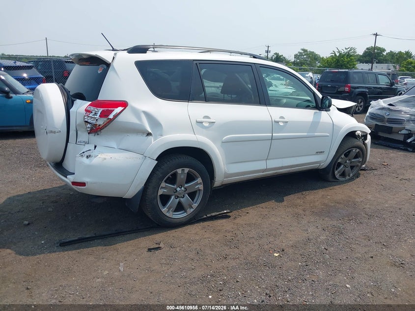 2009 Toyota Rav4 VIN JTMBF32V39D009332 IAAI salvage auction — NORMAL WEAR, Clear (New Jersey), sold $1,300 on 2026-07-20 (photo 4)