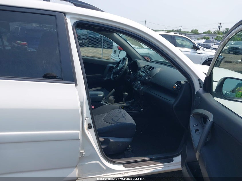 2009 Toyota Rav4 VIN JTMBF32V39D009332 IAAI salvage auction — NORMAL WEAR, Clear (New Jersey), sold $1,300 on 2026-07-20 (photo 5)