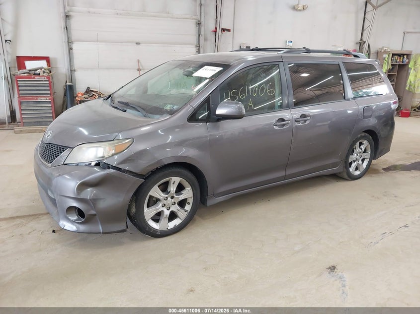 2011 Toyota Sienna VIN 5TDXK3DC2BS042278 IAAI salvage auction — RIGHT FRONT, Salvage (Pennsylvania), sold $1,200 on 2026-08-01 (photo 2)