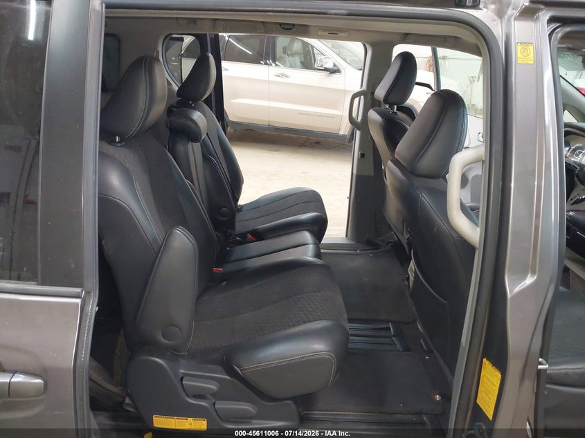 2011 Toyota Sienna VIN 5TDXK3DC2BS042278 IAAI salvage auction — RIGHT FRONT, Salvage (Pennsylvania), sold $1,200 on 2026-08-01 (photo 8)