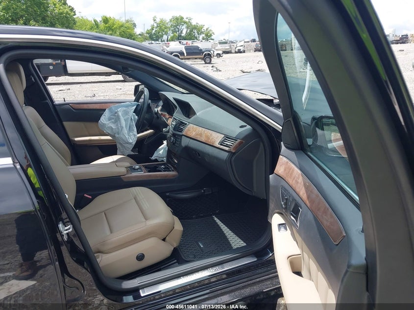 2012 Mercedes-benz E-klasse VIN WDDHF8JB5CA559600 IAAI salvage auction — FRONT END, Salvage Title, sold $500 on 2026-08-13 (photo 5)