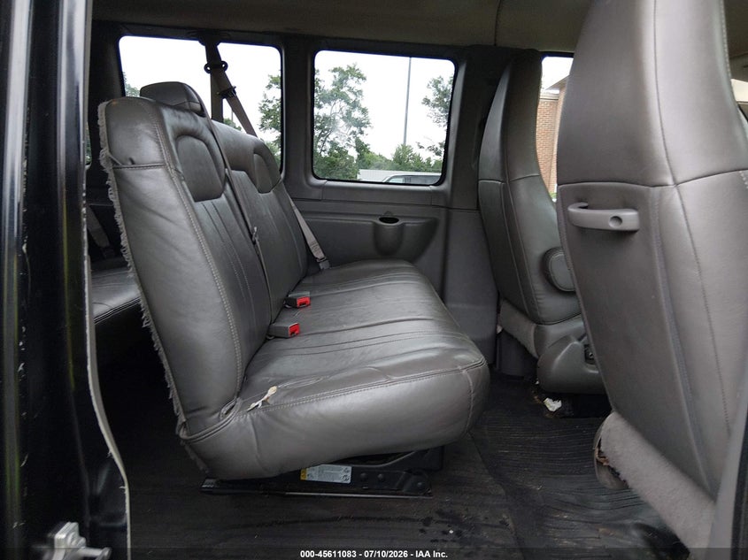 2020 Chevrolet Express 2500 VIN 1GAZGNFP1L1235759 IAAI salvage auction — NORMAL WEAR, SF97 (Virginia), sold $18,250 on 2026-07-22 (photo 8)