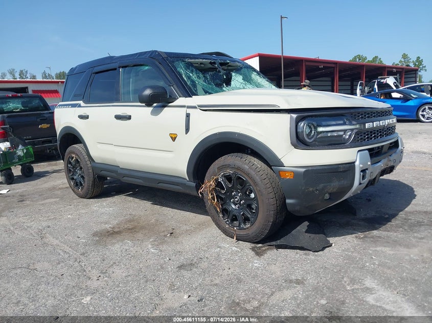 2025 Ford Bronco sport VIN 3FMCR9DA7SRF01749 — IAAI salvage auction photo