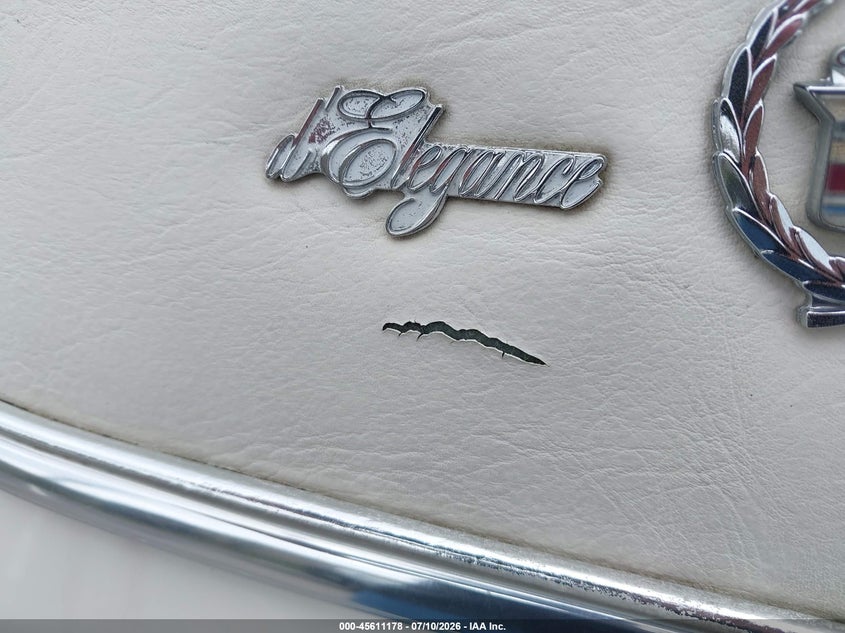 1984 Cadillac Fleetwood VIN 1G6AW6982E9023106 IAAI salvage auction — NORMAL WEAR, Clear (Tennessee), sold $7,000 on 2026-07-20 (photo 6)