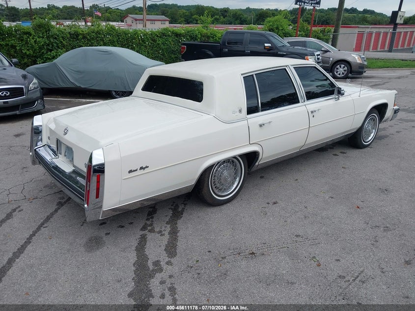 1984 Cadillac Fleetwood VIN 1G6AW6982E9023106 IAAI salvage auction — NORMAL WEAR, Clear (Tennessee), sold $7,000 on 2026-07-20 (photo 4)
