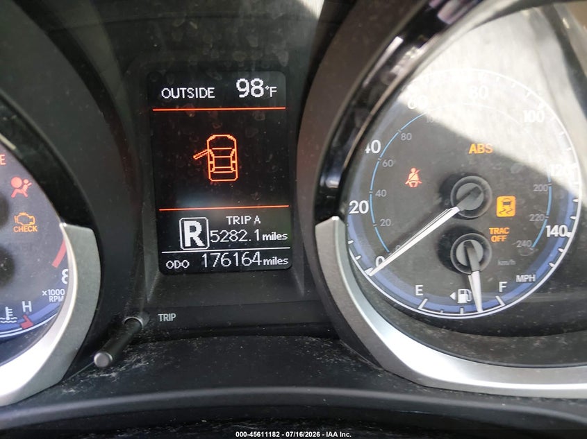 2015 Toyota Corolla VIN 5YFBURHE1FP304728 IAAI salvage auction — NORMAL WEAR, Clear (Illinois), sold $800 on 2026-07-29 (photo 7)