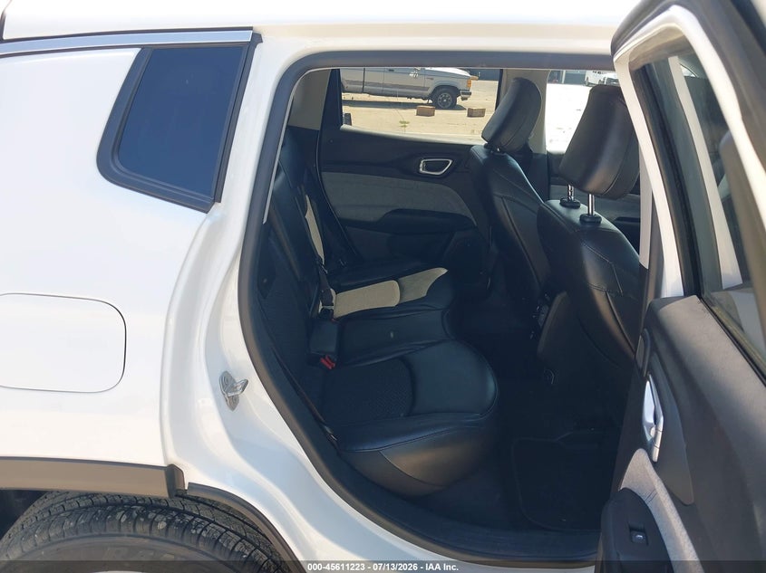2022 Jeep Compass VIN 3C4NJDBB6NT128018 IAAI salvage auction — FRONT END, Salvage Title, sold $1,200 on 2026-08-23 (photo 8)