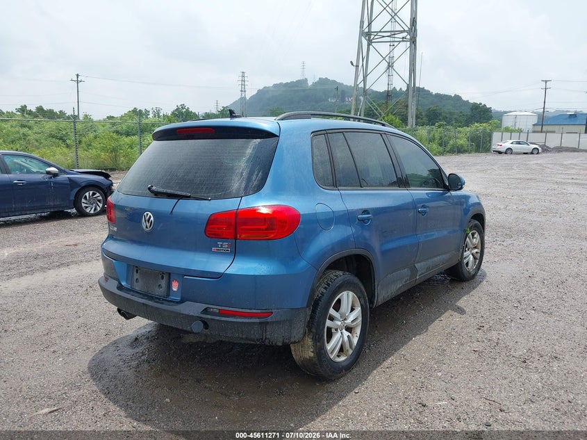 2017 Volkswagen Tiguan VIN WVGBV7AX1HK008084 IAAI salvage auction — NORMAL WEAR, Original (West Virginia), sold $1,675 on 2026-07-28 (photo 4)