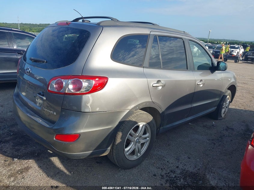 2011 Hyundai Santa fe VIN 5XYZG3AB2BG031249 IAAI salvage auction — NORMAL WEAR, Clear - Public Restricted (Oklahoma), sold $550 on 2026-07-28 (photo 4)