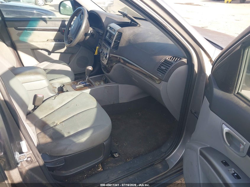 2011 Hyundai Santa fe VIN 5XYZG3AB2BG031249 IAAI salvage auction — NORMAL WEAR, Clear - Public Restricted (Oklahoma), sold $550 on 2026-07-28 (photo 5)