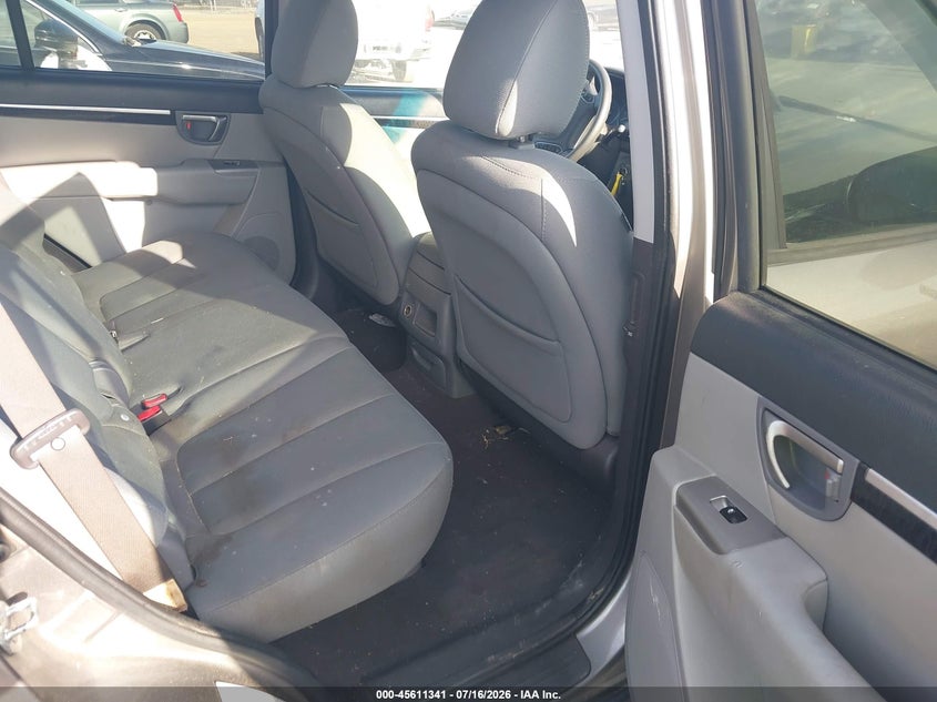 2011 Hyundai Santa fe VIN 5XYZG3AB2BG031249 IAAI salvage auction — NORMAL WEAR, Clear - Public Restricted (Oklahoma), sold $550 on 2026-07-28 (photo 8)