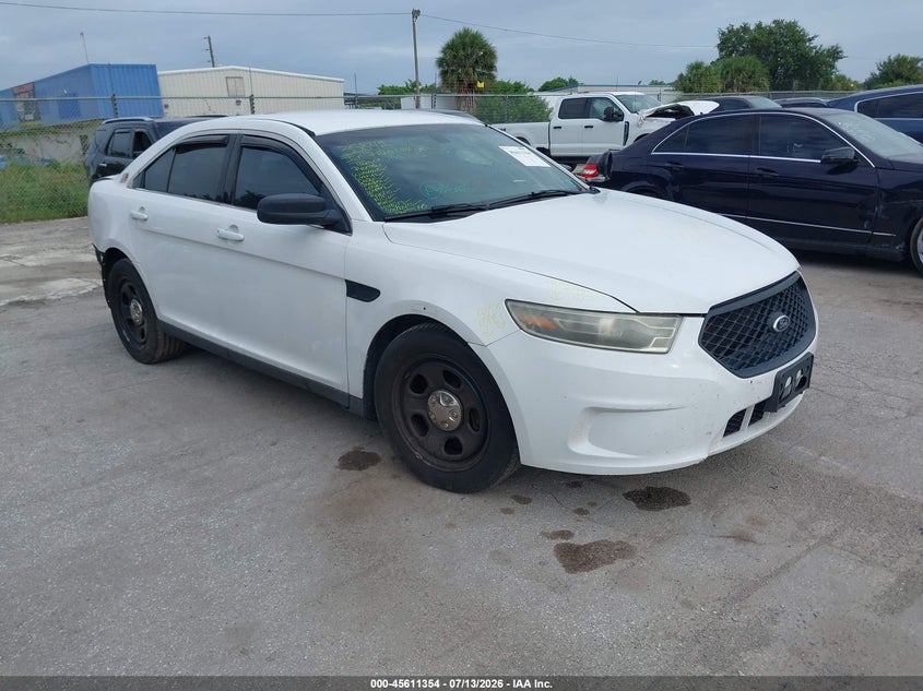 2015 Ford Police VIN 1FAHP2MK0FG105004 IAAI salvage auction — REAR END, Rebuildable (Florida), sold $475 on 2026-07-19 (photo 1)
