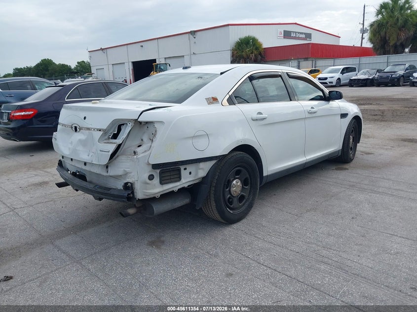 2015 Ford Police VIN 1FAHP2MK0FG105004 IAAI salvage auction — REAR END, Rebuildable (Florida), sold $475 on 2026-07-19 (photo 4)