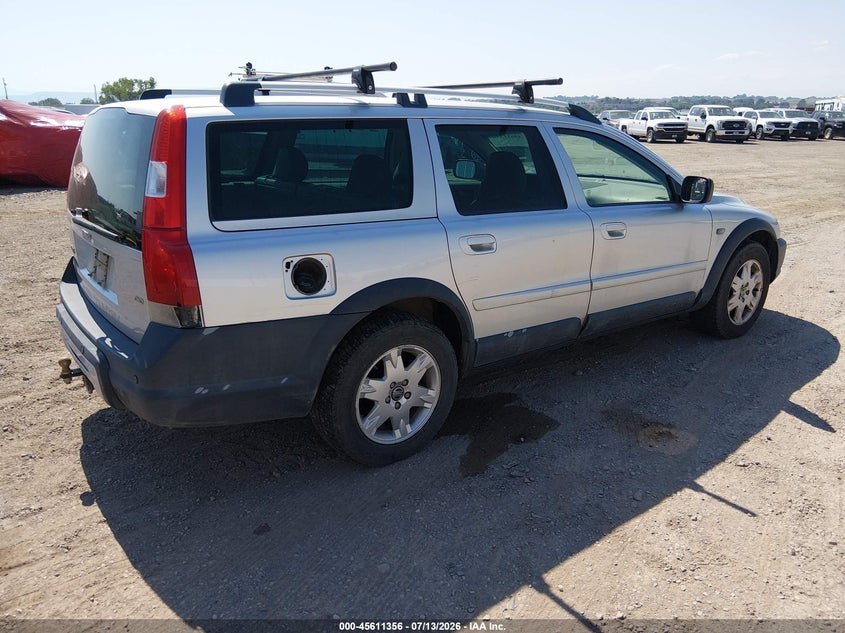2006 Volvo Xc70 VIN YV4SZ592X61209990 IAAI salvage auction — NORMAL WEAR, Clear, sold $75 on 2026-07-29 (photo 4)