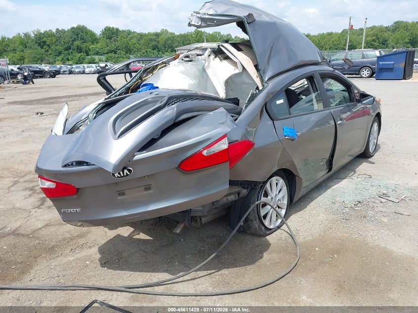 2016 Kia Forte VIN KNAFX4A68G5574209 IAAI salvage auction — ALL OVER, Non-Repairable (Virginia), sold $25 on 2026-07-30 (photo 4)