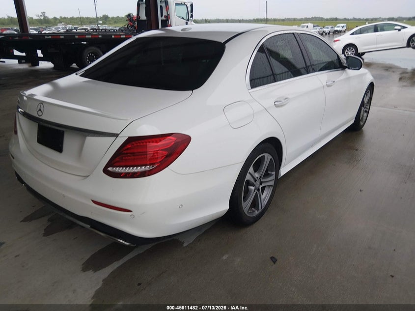 2017 Mercedes-benz VIN WDDZF4JB2HA076277 IAAI salvage auction — WATER/FLOOD, Wait Title, sold $7,550 on 2026-08-07 (photo 4)