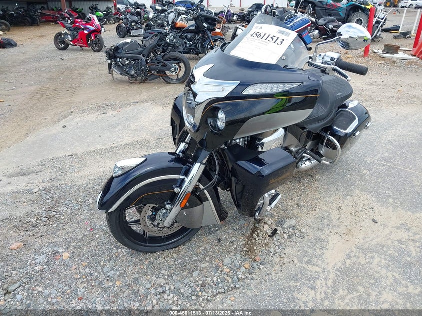 2025 Indian motorcycle co. Roadmaster VIN 56KTREBB4S3433833 IAAI salvage auction — REAR END, Salvage (North Carolina), sold $13,350 on 2026-08-25 (photo 2)