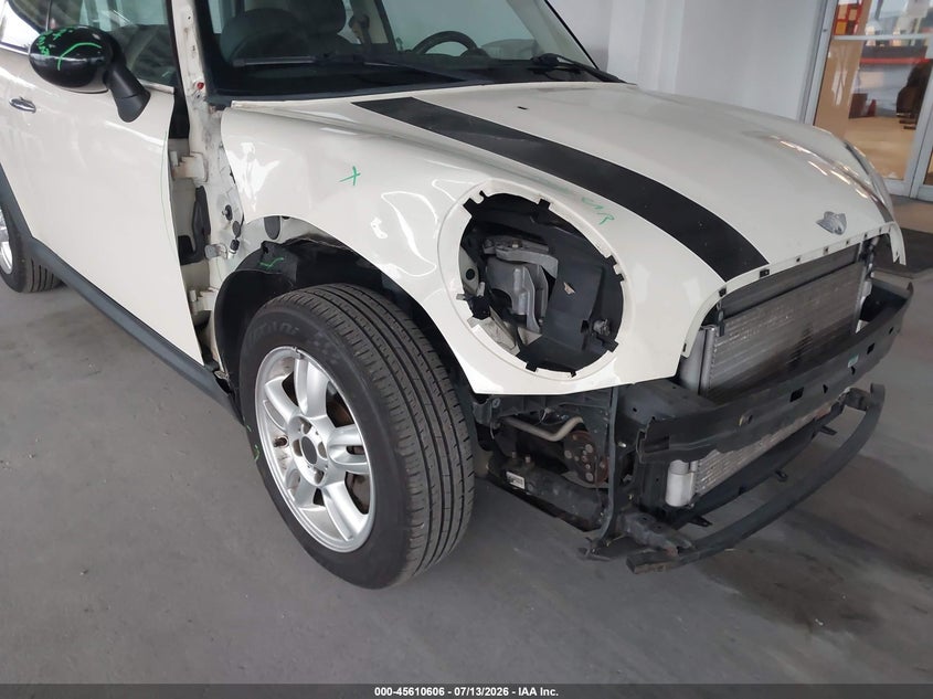 2012 Mini Cooper VIN WMWSU3C52CT543095 IAAI salvage auction — RIGHT FRONT, Rebuildable (Florida), sold $550 on 2026-08-05 (photo 6)