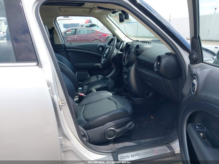 2016 Mini Countryman VIN WMWZC5C57GWT38437 IAAI salvage auction — NORMAL WEAR, Original (Texas), sold $325 on 2026-07-29 (photo 5)