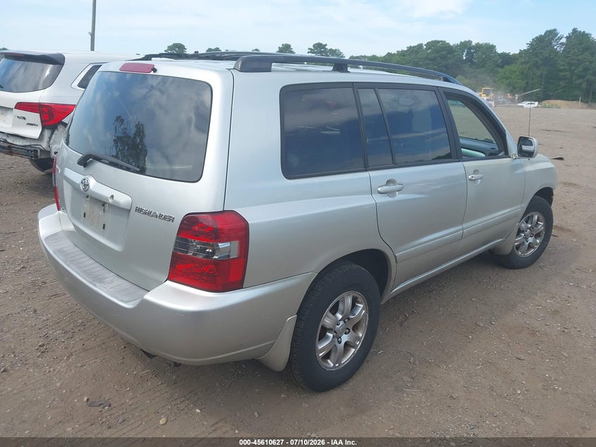 2004 Toyota Highlander VIN JTEEP21A740009199 IAAI salvage auction — NORMAL WEAR, Clear (New York), sold $25 on 2026-07-21 (photo 4)