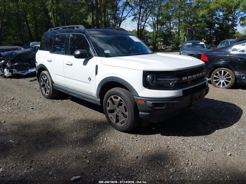 2022 Ford Bronco sport VIN 3FMCR9C60NRD45619 — IAAI salvage auction photo