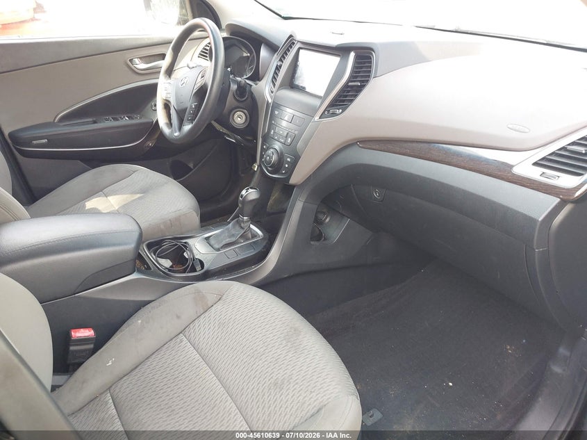 2017 Hyundai Santa fe VIN 5XYZT3LB6HG436712 IAAI salvage auction — REAR END, Clear (New York), sold $25 on 2026-07-21 (photo 5)