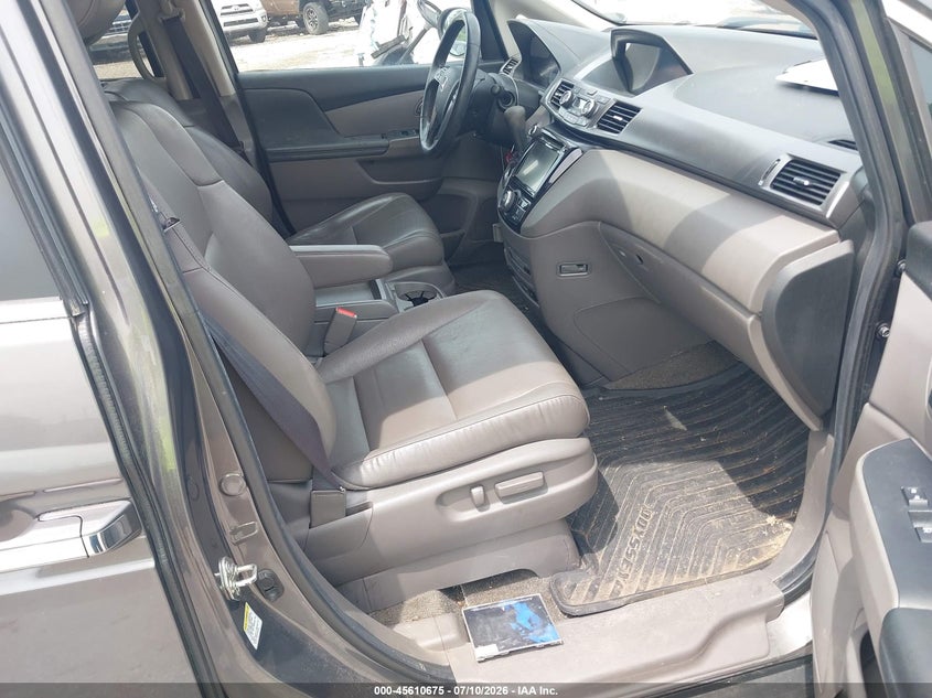 2014 Honda Odyssey VIN 5FNRL5H65EB020533 IAAI salvage auction — NORMAL WEAR, Clear (Illinois), sold $1,450 on 2026-07-27 (photo 5)