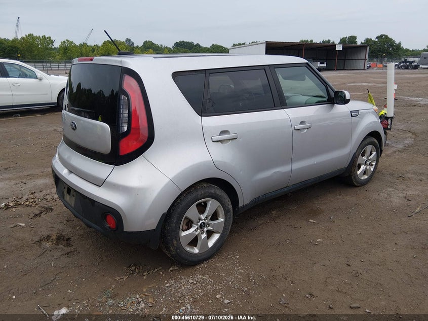 2018 Kia Soul VIN KNDJN2A23J7512149 IAAI salvage auction — NORMAL WEAR, Clear (Tennessee), sold $825 on 2026-07-18 (photo 4)