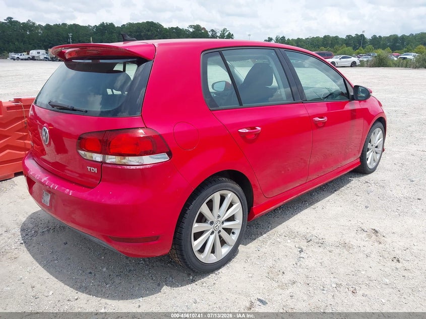2014 Volkswagen Golf VIN WVWDM7AJ9EW010732 IAAI salvage auction — NORMAL WEAR, Salvage Title, sold $5,350 on 2026-08-11 (photo 4)
