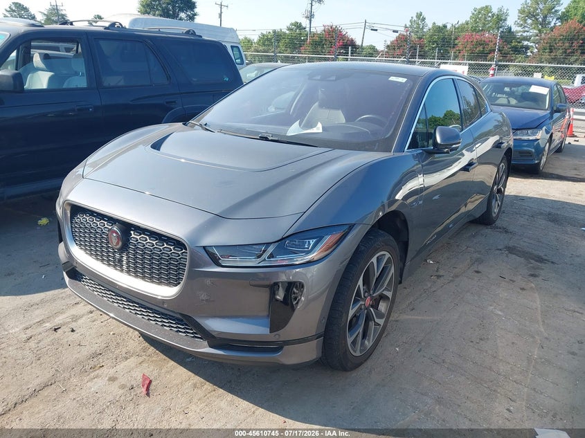 2019 Jaguar I-pace VIN SADHD2S16K1F76477 IAAI salvage auction — LEFT FRONT, Salvage Title, sold $8,100 on 2026-07-31 (photo 2)