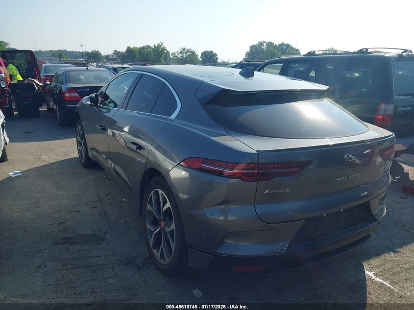 2019 Jaguar I-pace VIN SADHD2S16K1F76477 IAAI salvage auction — LEFT FRONT, Salvage Title, sold $8,100 on 2026-07-31 (photo 3)