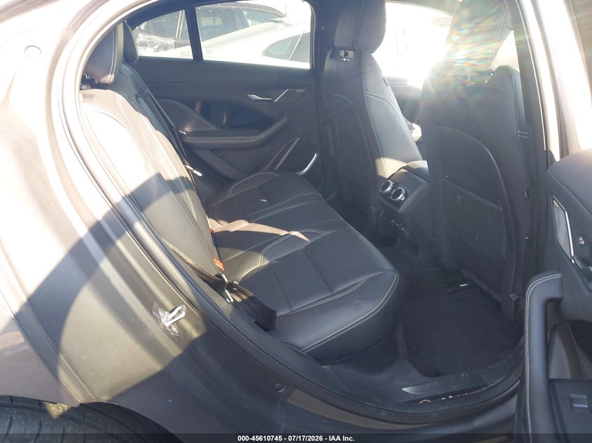 2019 Jaguar I-pace VIN SADHD2S16K1F76477 IAAI salvage auction — LEFT FRONT, Salvage Title, sold $8,100 on 2026-07-31 (photo 8)