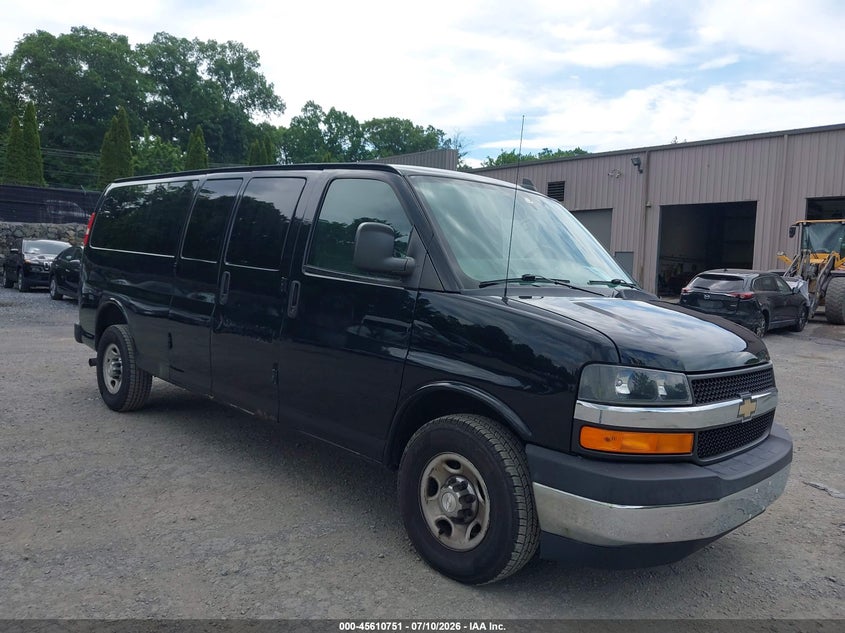 2017 Chevrolet Express 3500 VIN 1GAZGPFF0H1274465 — IAAI salvage auction photo