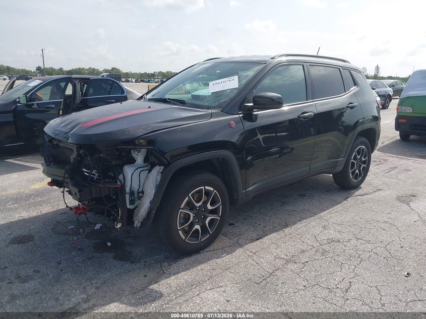 2024 Jeep Compass VIN 3C4NJDDN6RT137282 IAAI salvage auction — FRONT END, Salvage Title, sold $8,575 on 2026-07-22 (photo 2)