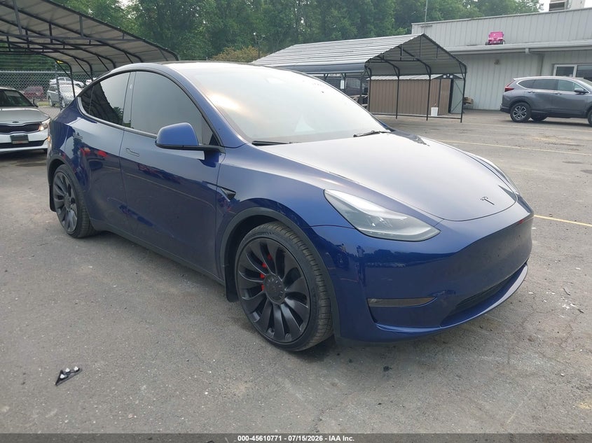 2024 Tesla Model y VIN 7SAYGDEFXRF026156 IAAI salvage auction — REAR END, Salvage (Connecticut), sold $11,100 on 2026-08-02 (photo 1)