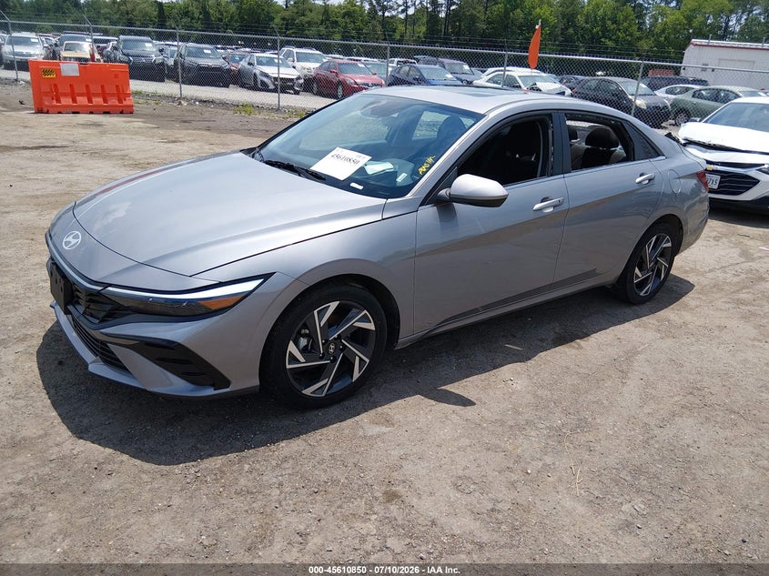 2025 Hyundai Elantra VIN KMHLS4DG8SU032322 IAAI salvage auction — REAR END, Salvage Title, sold $14,050 on 2026-07-17 (photo 2)
