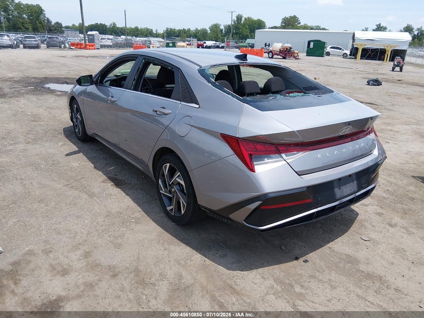 2025 Hyundai Elantra VIN KMHLS4DG8SU032322 IAAI salvage auction — REAR END, Salvage Title, sold $14,050 on 2026-07-17 (photo 3)
