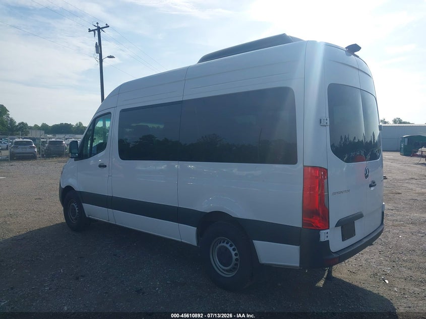 2025 Mercedes-benz Sprinter VIN W1Z4KFHY8SP820465 IAAI salvage auction — SIDE, Enterprise Vehicles Clear Only (Virginia), sold $30,000 on 2026-07-17 (photo 3)