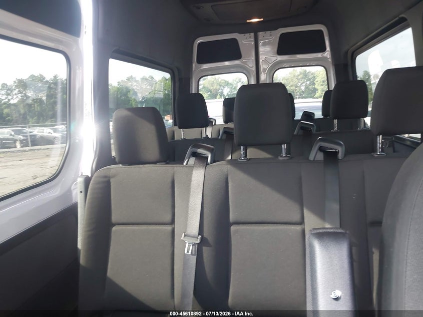 2025 Mercedes-benz Sprinter VIN W1Z4KFHY8SP820465 IAAI salvage auction — SIDE, Enterprise Vehicles Clear Only (Virginia), sold $30,000 on 2026-07-17 (photo 8)