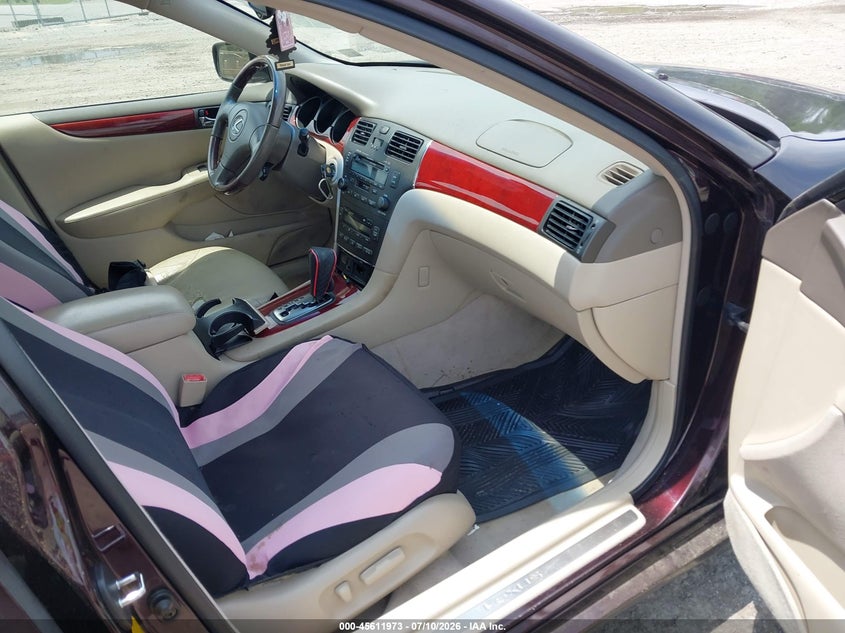 2002 Lexus Es 300 VIN JTHBF30GX25013784 IAAI salvage auction — NORMAL WEAR, Clear (Virginia), sold $300 on 2026-07-24 (photo 5)
