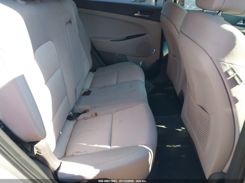 2017 Hyundai Tucson VIN KM8J3CA46HU272020 IAAI salvage auction — NORMAL WEAR, Clear (Massachusetts), sold $2,050 on 2026-07-21 (photo 8)