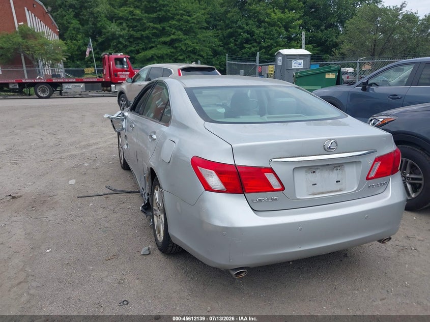 2007 Lexus Es 350 VIN JTHBJ46GX72142144 IAAI salvage auction — NORMAL WEAR, Clear (Massachusetts), sold $25 on 2026-07-21 (photo 3)