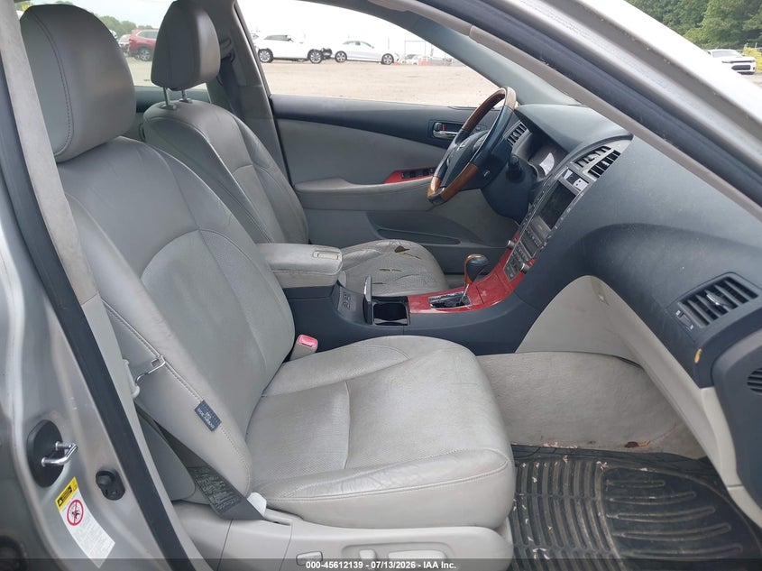 2007 Lexus Es 350 VIN JTHBJ46GX72142144 IAAI salvage auction — NORMAL WEAR, Clear (Massachusetts), sold $25 on 2026-07-21 (photo 5)