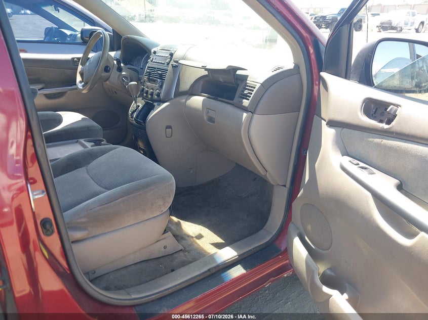 2006 Toyota Sienna VIN 5TDZA23C16S431832 IAAI salvage auction — UNKNOWN, Clear - Dealer Only (California), sold $425 on 2026-07-29 (photo 5)