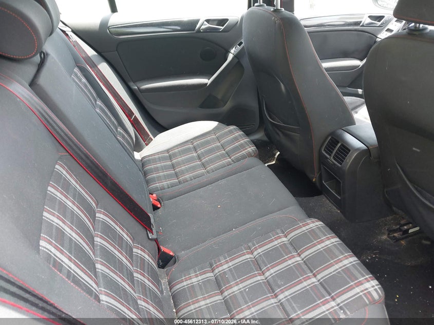 2013 Volkswagen Gti VIN WVWGD7AJ9DW141753 IAAI salvage auction — NORMAL WEAR, Salvage Title, sold $2,075 on 2026-07-16 (photo 8)