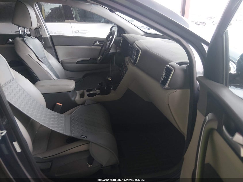 2017 Kia Sportage VIN KNDPN3AC8H7137054 IAAI salvage auction — NORMAL WEAR, Original (Texas), sold $3,450 on 2026-07-17 (photo 5)