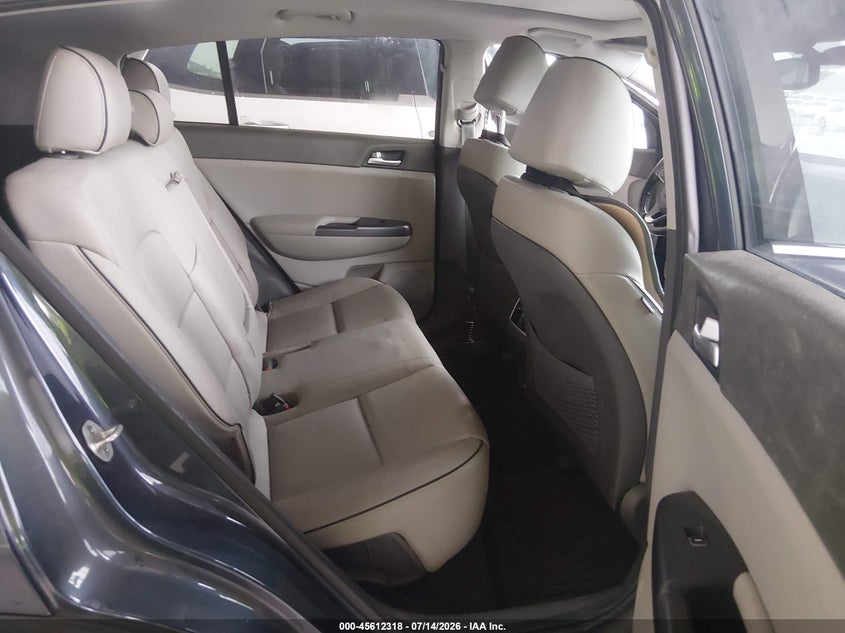 2017 Kia Sportage VIN KNDPN3AC8H7137054 IAAI salvage auction — NORMAL WEAR, Original (Texas), sold $3,450 on 2026-07-17 (photo 8)