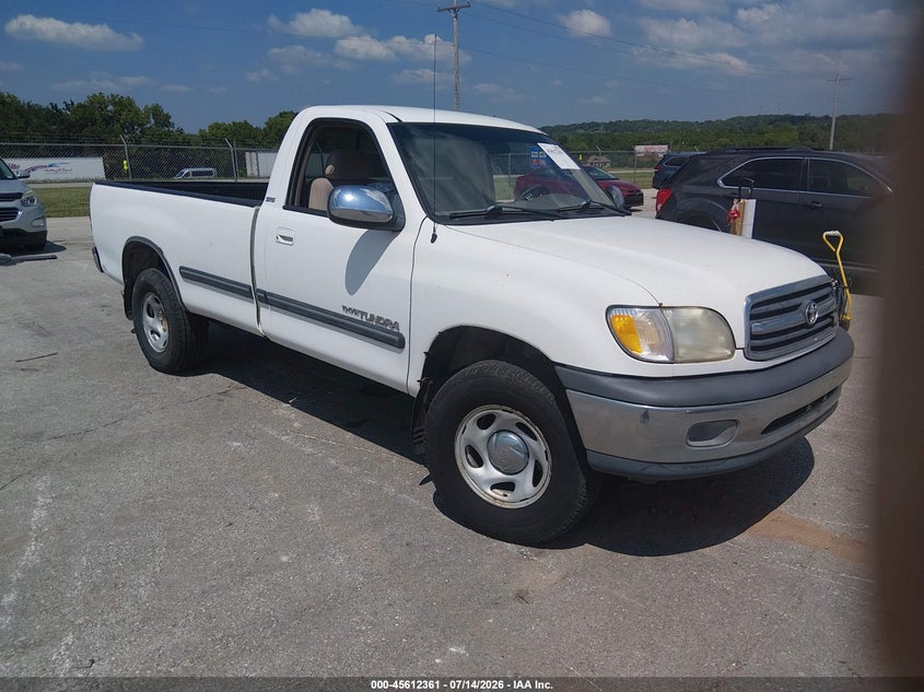 2000 Toyota Tundra VIN 5TBKT441XYS040260 IAAI salvage auction — NORMAL WEAR, Clear (Missouri), sold $3,300 on 2026-07-23 (photo 1)