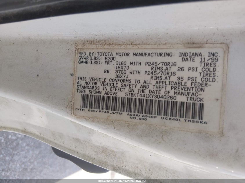 2000 Toyota Tundra VIN 5TBKT441XYS040260 IAAI salvage auction — NORMAL WEAR, Clear (Missouri), sold $3,300 on 2026-07-23 (photo 9)